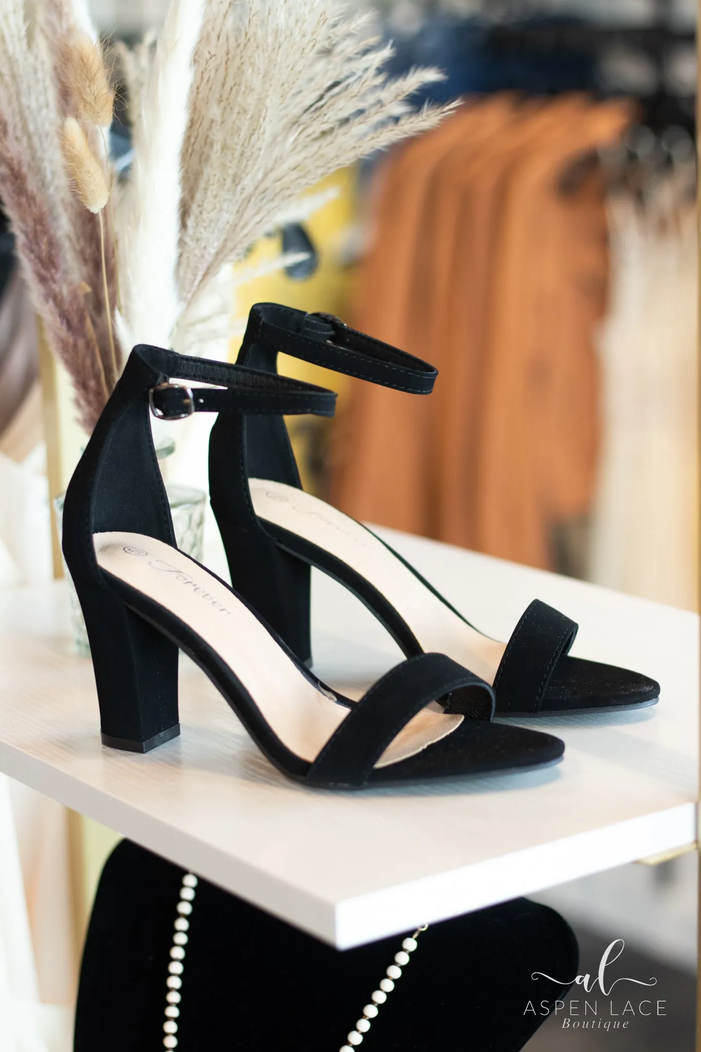 Peyton Heels (Black)